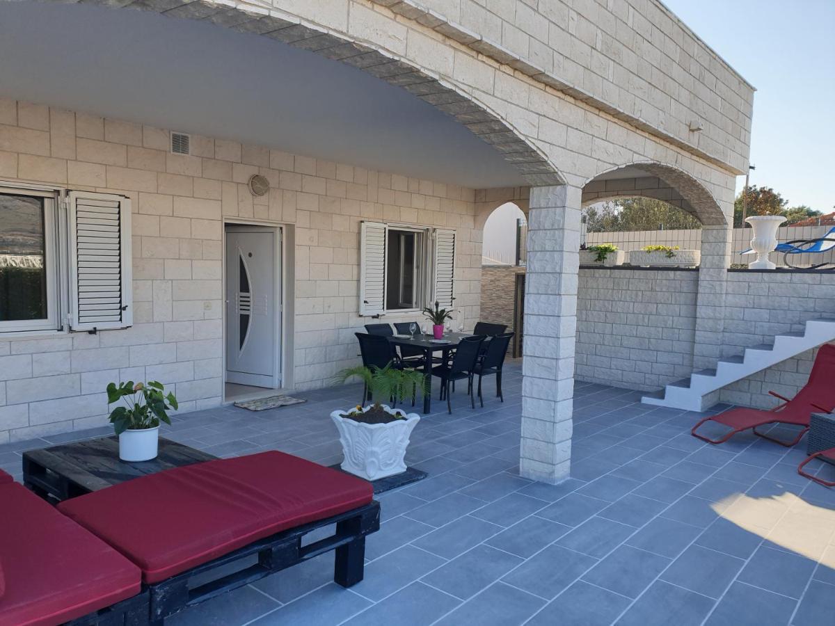 Villa Sandrina Donji Okrug  Buitenkant foto