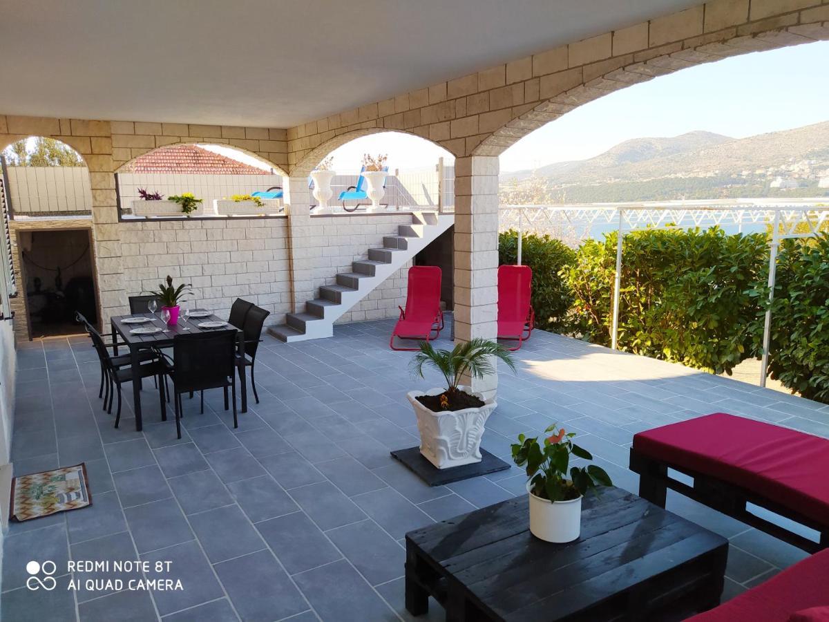 Villa Sandrina Donji Okrug  Buitenkant foto